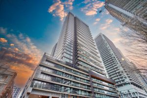 2-bedroom condo apartment for rent in Toronto — 117 Broadway Avenue