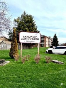 1-bedroom condo apartment for sale in York — 118 - 175 Haig Road