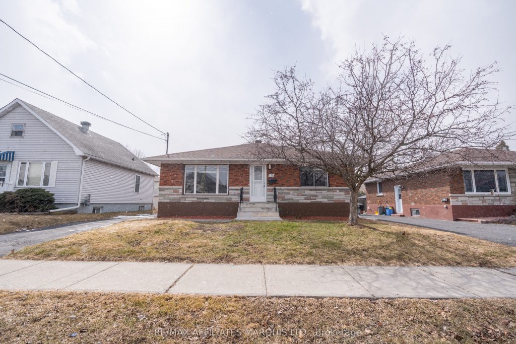 2-bedroom detached home for sale in Stormont — 119 Anthony Street (Photo 1)