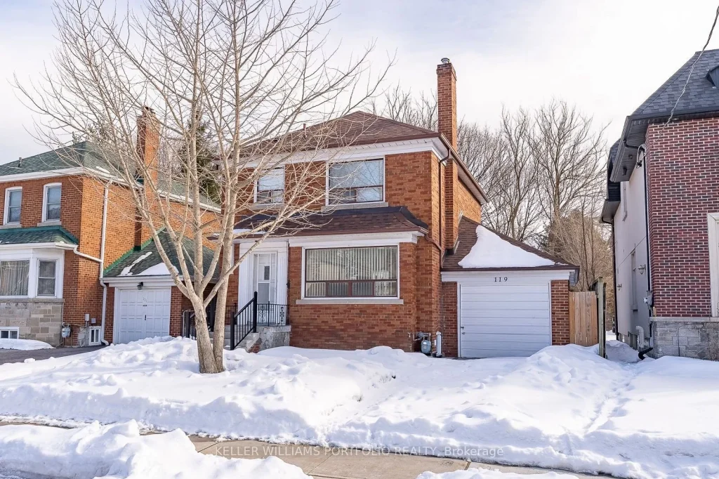 3-bedroom detached home for rent in Toronto — 119 Parkview Hill Crescent (Photo 1)