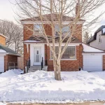 3-bedroom detached home for rent in Toronto — 119 Parkview Hill Crescent (Photo 2)