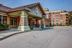 2-bedroom condo apartment for sale in Halton — 1201 - 100 Burloak Drive