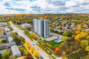 2-bedroom condo apartment for sale in Halton — 1206 - 2055 Upper Middle Road
