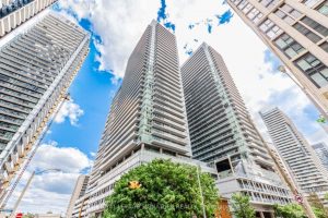 2-bedroom condo apartment for rent in Toronto — 1210 - 99 Broadway Avenue
