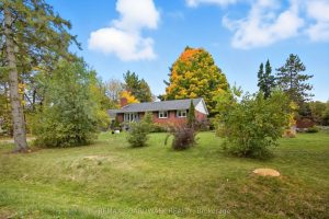 3-bedroom detached home for sale in Lanark — 121 Stamford Drive