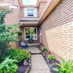 3-bedroom att/row/townhouse for sale in Halton — 1237 Blackburn Drive (Photo 2)