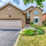 4-bedroom detached home for sale in Halton — 1237 Woodview Drive (Photo 2)