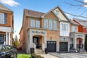 4-bedroom semi-detached home for sale in Simcoe — 123 Russel Drive