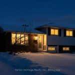 3-bedroom detached home for sale in Hamilton — 123 Woodman Drive N (Photo 2)