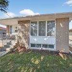 3-bedroom detached home for sale in Hamilton — 123 Woodman Drive N (Photo 3)