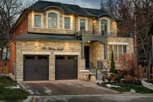 4-bedroom detached home for sale in Halton — 125 Paliser Court