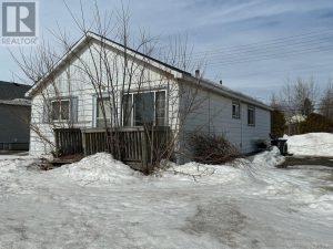 3-bedroom home for sale in Sault Ste. Marie — 1272 Wellington Street E