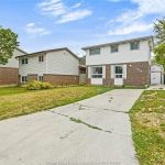 4-bedroom home for sale in Windsor — 1278 Aire Place (Photo 1)