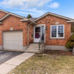 3-bedroom semi-detached home for sale in Perth — 127 Walsh Crescent (Photo 5)