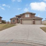 5-bedroom home for sale in Lakeshore — 1298 Deer Run Trail (Photo 2)