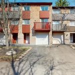 4-bedroom row / townhouse for sale in Hamilton — 12 - 334 Wilson Street West (Photo 4)