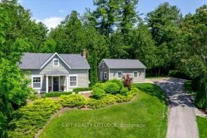 2-bedroom detached home for sale in Northumberland — 12 Cumberland Street