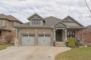 2-bedroom detached home for sale in Elgin — 12 Tanager Place