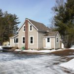 2-bedroom detached home for sale in Middlesex — 130 Giles Street (Photo 1)