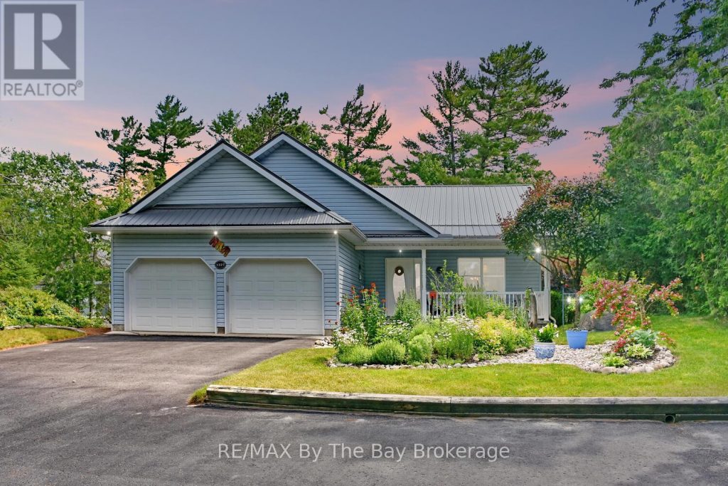 3-bedroom home for sale in Wasaga Beach — 1327 River Road East (Photo 1)