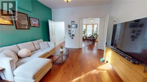 3-bedroom home for sale in Hamilton — 132 Ferguson Avenue North
