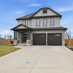 5-bedroom detached home for sale in Niagara — 132 Sunset Way (Photo 4)