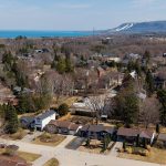 5-bedroom home for sale in Blue Mountains — 135 Orchard Drive (Photo 2)
