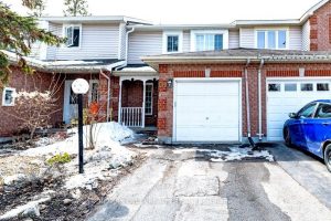 3-bedroom att/row/townhouse for sale in Ottawa — 137 Bridlewood Drive S