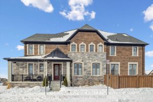 3-bedroom semi-detached home for sale in Halton — 1383 Farmstead Drive