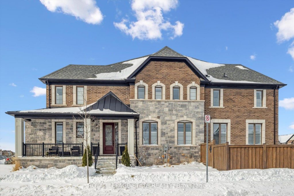3-bedroom semi-detached home for sale in Halton — 1383 Farmstead Drive (Photo 1)