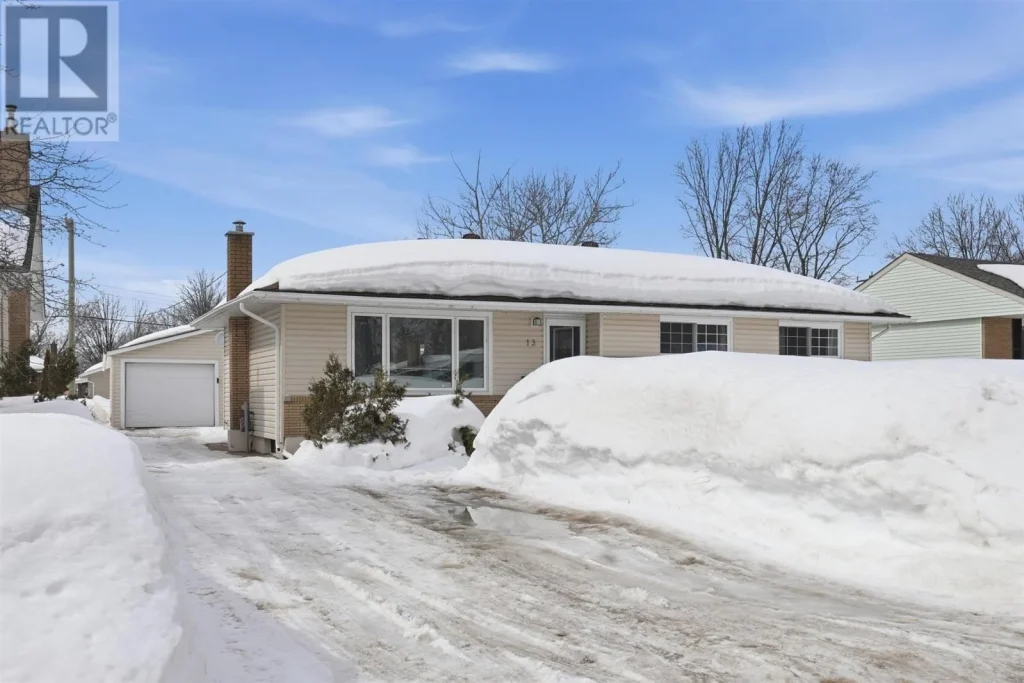 3-bedroom home for sale in Sault Ste. Marie — 13 Cartier Street (Photo 1)