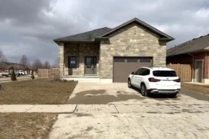 5-bedroom home for sale in Listowel — 13 Forbes Crescent
