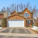 4-bedroom detached home for sale in Ottawa — 1404 Forest Valley Drive (Photo 5)