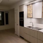 Studio condo apartment for rent in Toronto — 1414 - 11 Yorkville Avenue (Photo 2)