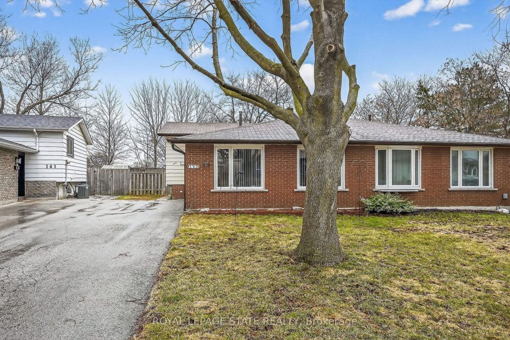 3-bedroom semi-detached home for sale in Hamilton — 143 Cranbrook Drive (Photo 1)