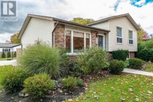 3-bedroom detached home for sale in Perth — 143 Greenwood Drive