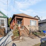 2-bedroom detached home for sale in Hamilton — 145 Albany Avenue (Photo 4)