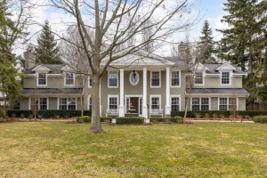5-bedroom detached home for sale in Halton — 146 Abbey Court