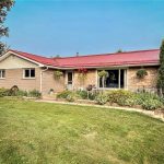 6-bedroom home for sale in Chelmsford — 146 Gordon Lake (Photo 2)