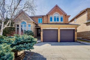 4-bedroom detached home for sale in Halton — 1472 Bayshire Drive