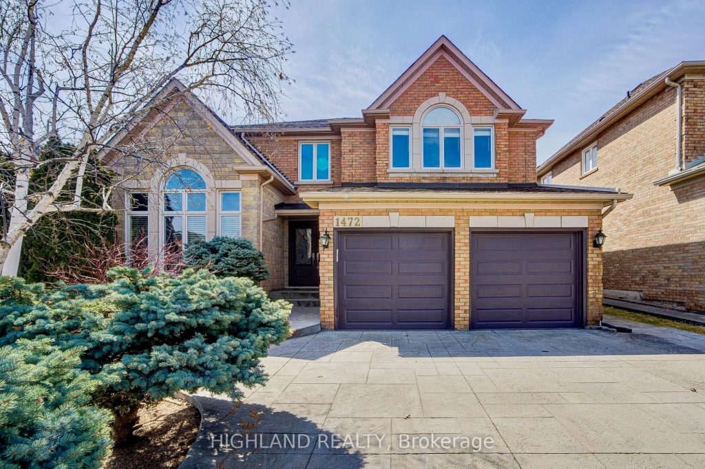 4-bedroom detached home for sale in Halton — 1472 Bayshire Drive (Photo 1)