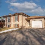 3-bedroom detached home for sale in Niagara — 14 Eagleson Drive (Photo 2)