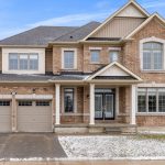 4-bedroom detached home for sale in Simcoe — 14 Edward Street W (Photo 3)