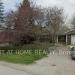 3-bedroom detached home for sale in York — 14 Riel Drive (Photo 4)