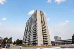1-bedroom condo apartment for sale in Toronto — 1508 - 3131 Bridletowne Circle