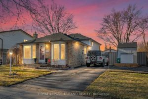 3-bedroom detached home for sale in Middlesex — 150 Banbury Road