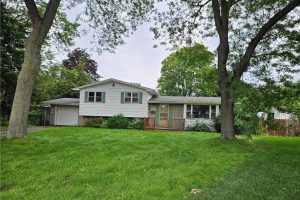 3-bedroom home for rent in Hamilton — 151 Seneca Court