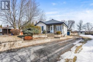 3-bedroom home for sale in Champlain — 1521 County Road 4 Road