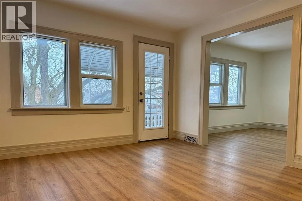 4-bedroom home for rent in Windsor — 1521 Parent Avenue (Photo 1)