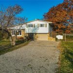 3-bedroom home for sale in Grimsby — 152 Ridge Road West (Photo 2)